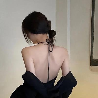 尼克·克罗尔：小小大男孩